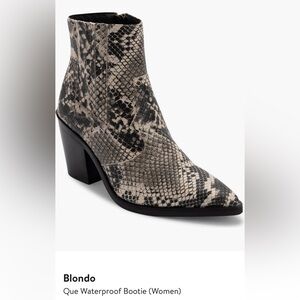NWOT Blondo Que Waterproof Bootie Tan Snake Print Leather
